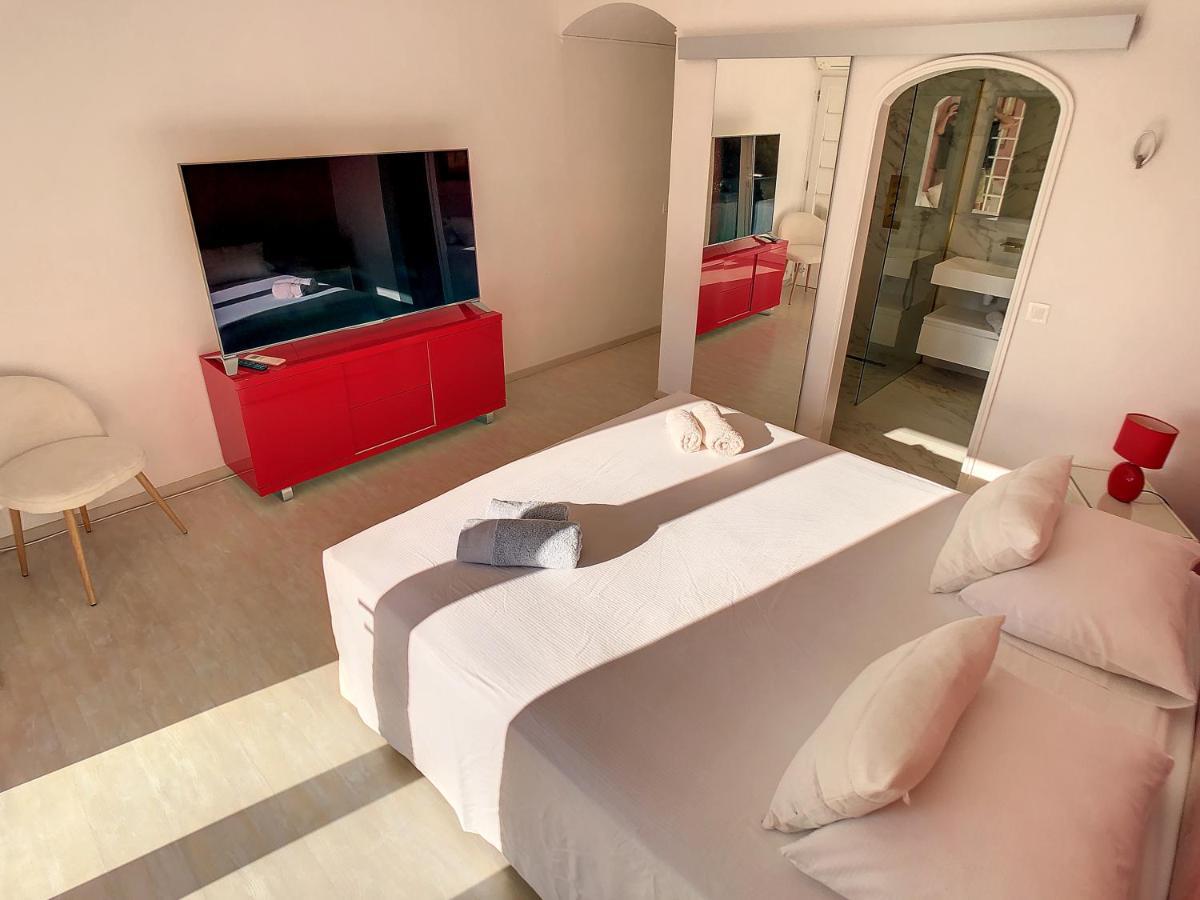 3 Bedrooms Villa Near Cannes - Pool & Jacuzzi - Sea View Mandelieu La Napoule Ngoại thất bức ảnh