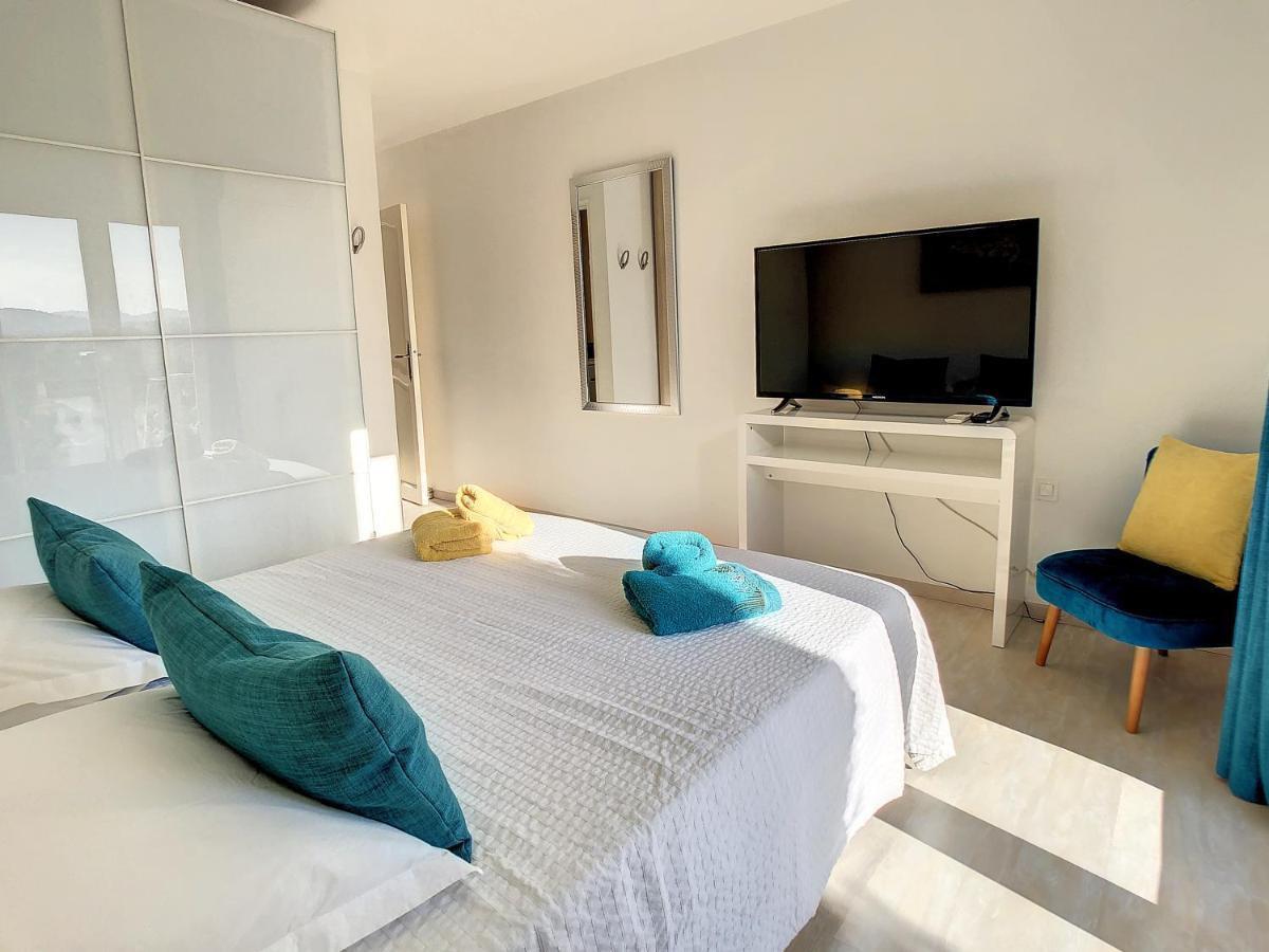3 Bedrooms Villa Near Cannes - Pool & Jacuzzi - Sea View Mandelieu La Napoule Ngoại thất bức ảnh