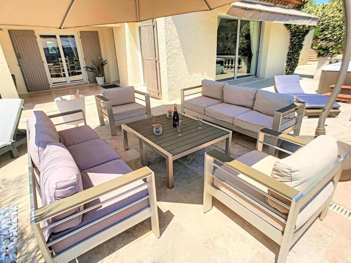 3 Bedrooms Villa Near Cannes - Pool & Jacuzzi - Sea View Mandelieu La Napoule Ngoại thất bức ảnh