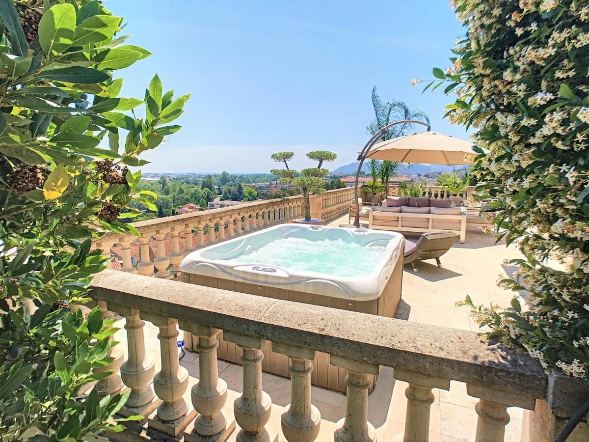 3 Bedrooms Villa Near Cannes - Pool & Jacuzzi - Sea View Mandelieu La Napoule Ngoại thất bức ảnh